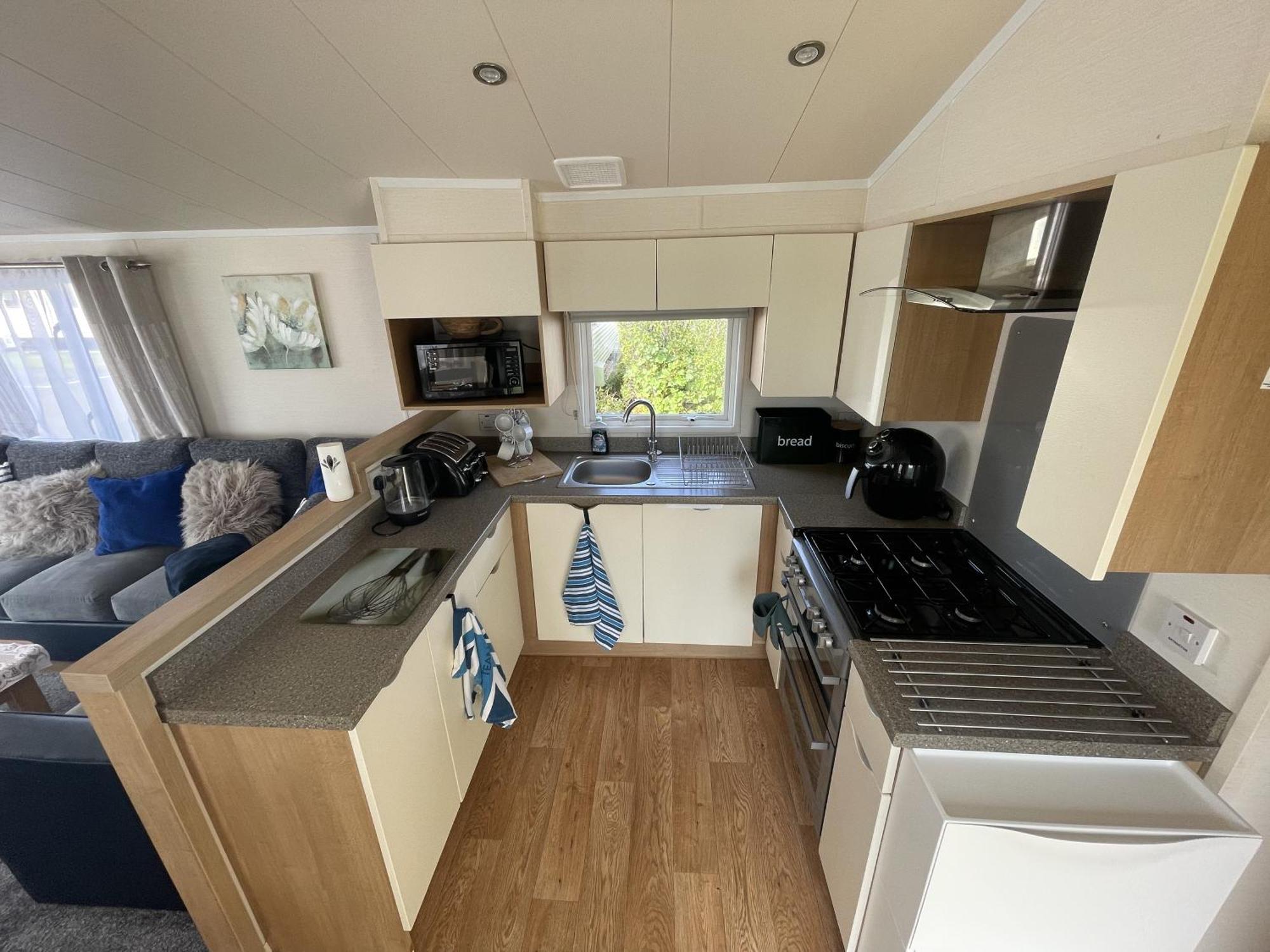 2 Bedroom Caravan, Edi Rita, Robin Hood, Pet Friendly Meliden Exterior photo